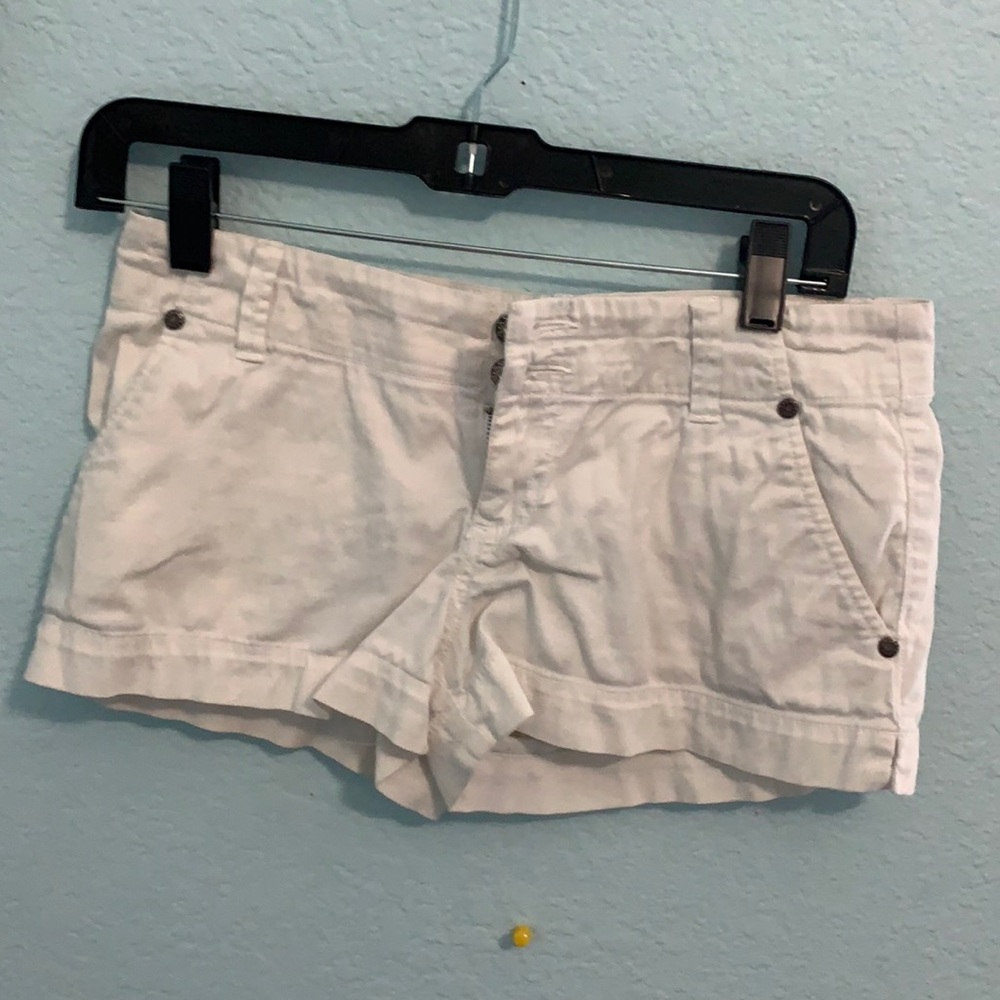 women’s white shorts